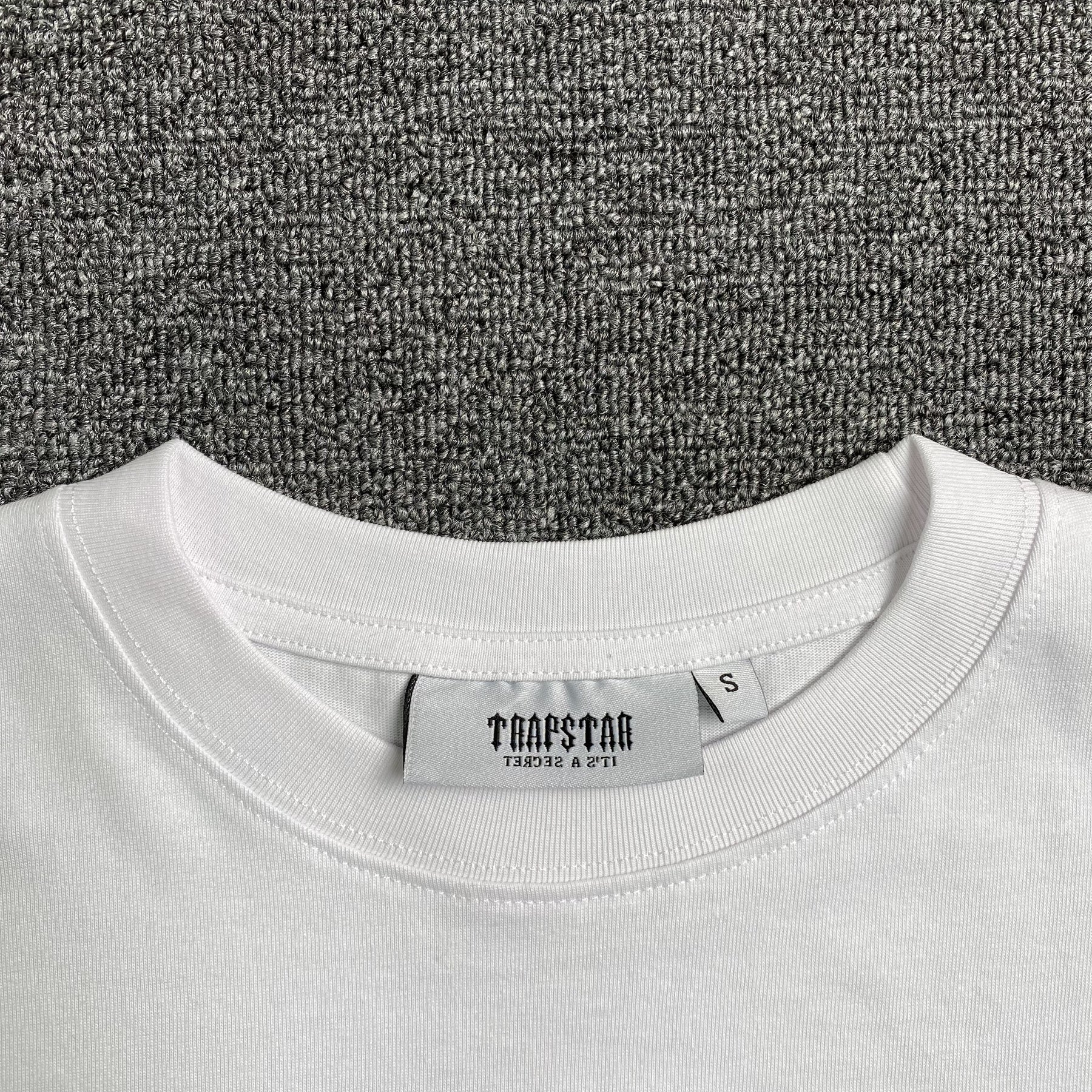 Camisa Trapstar ”Dead Beach” ( Branca )