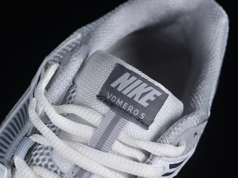 Vomero 5 “Wolf Grey"