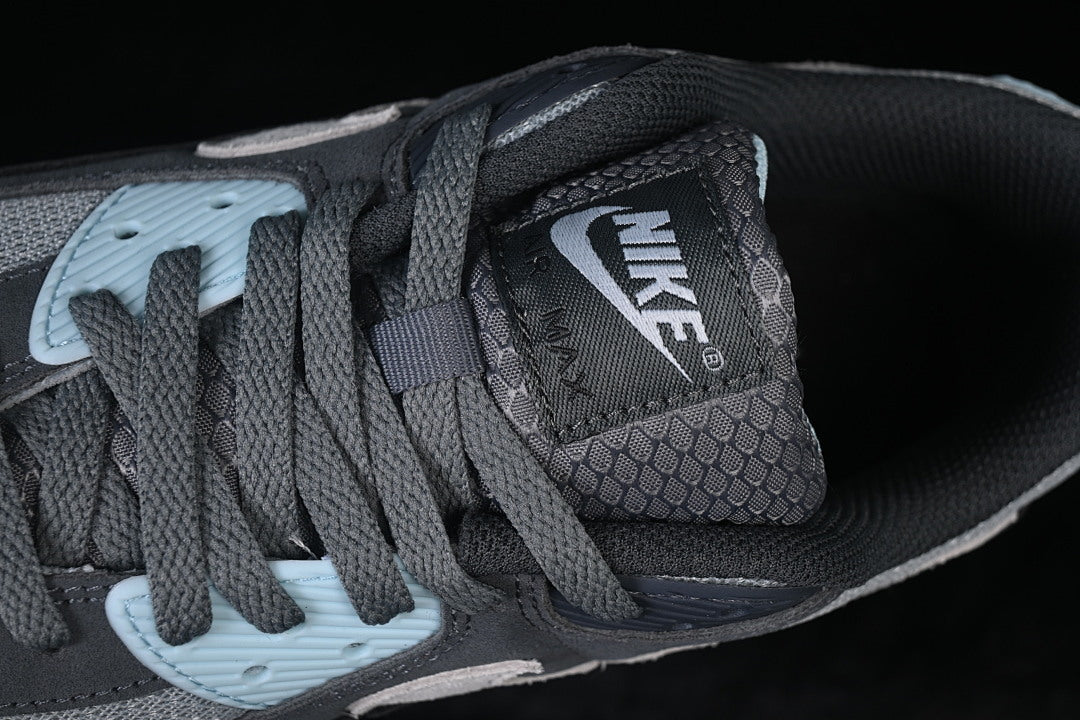 Air max 90 “Pumice Photon Dust”