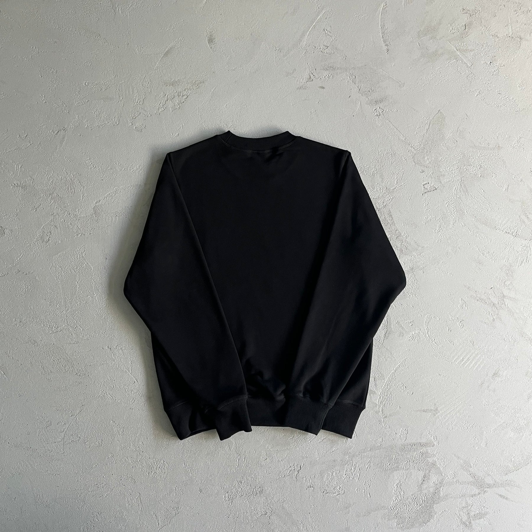 Conjunto Corteiz “Alcatraz Basic Crewneck”