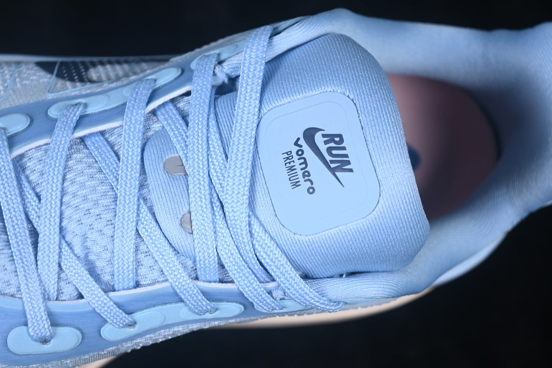 Nike Vomero “Aluminum Navy Hydrogen Blue”