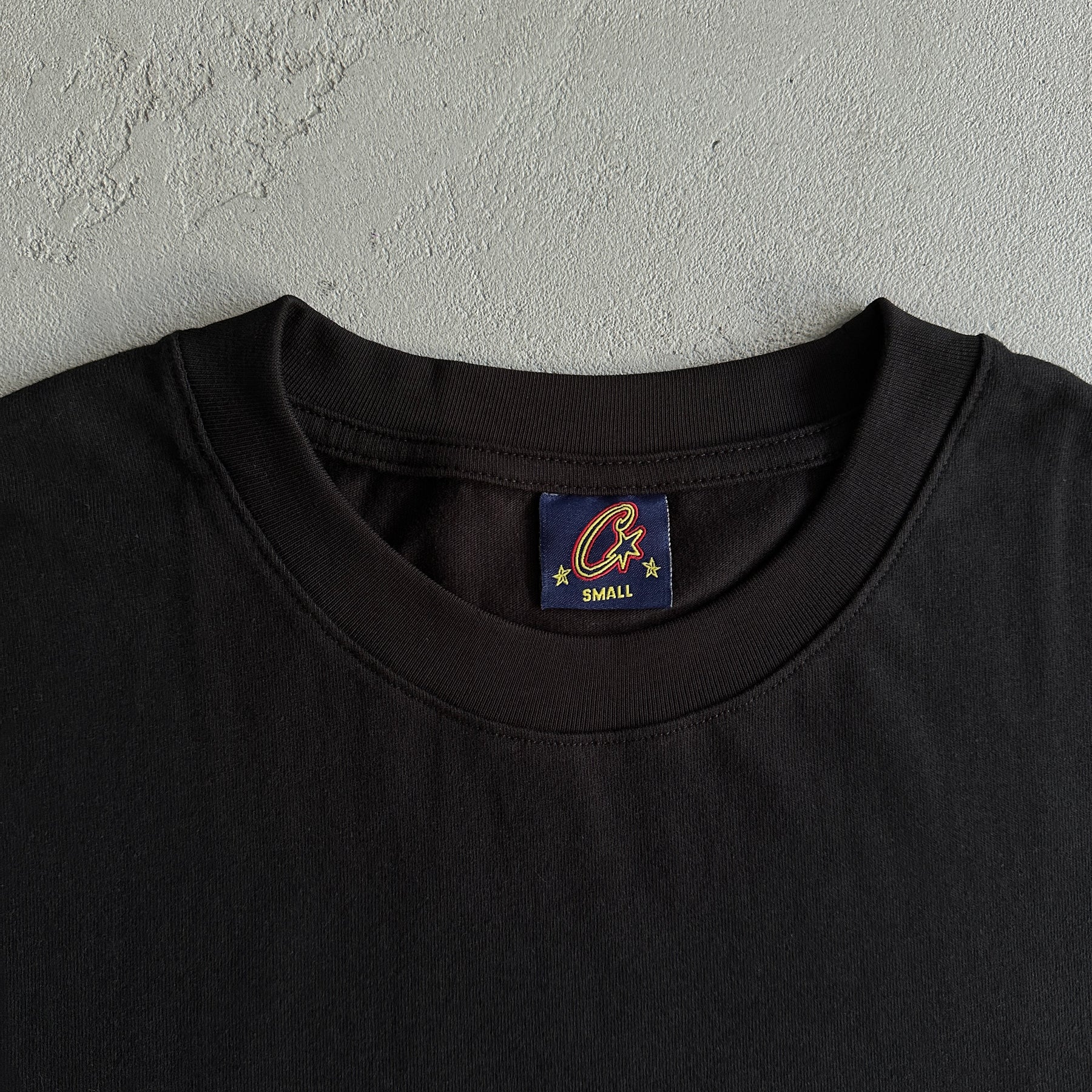 Camisa Corteiz ”Regne Surle Monde” ( Preta )