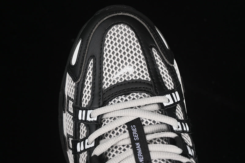Nike P-6000 “Grey Black”