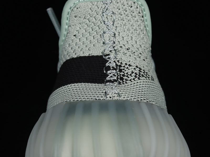 Yeezy 350 V2 “Salt”