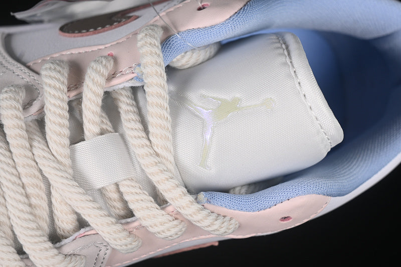 Air Jordan 1 Low "Light Soft Pink”