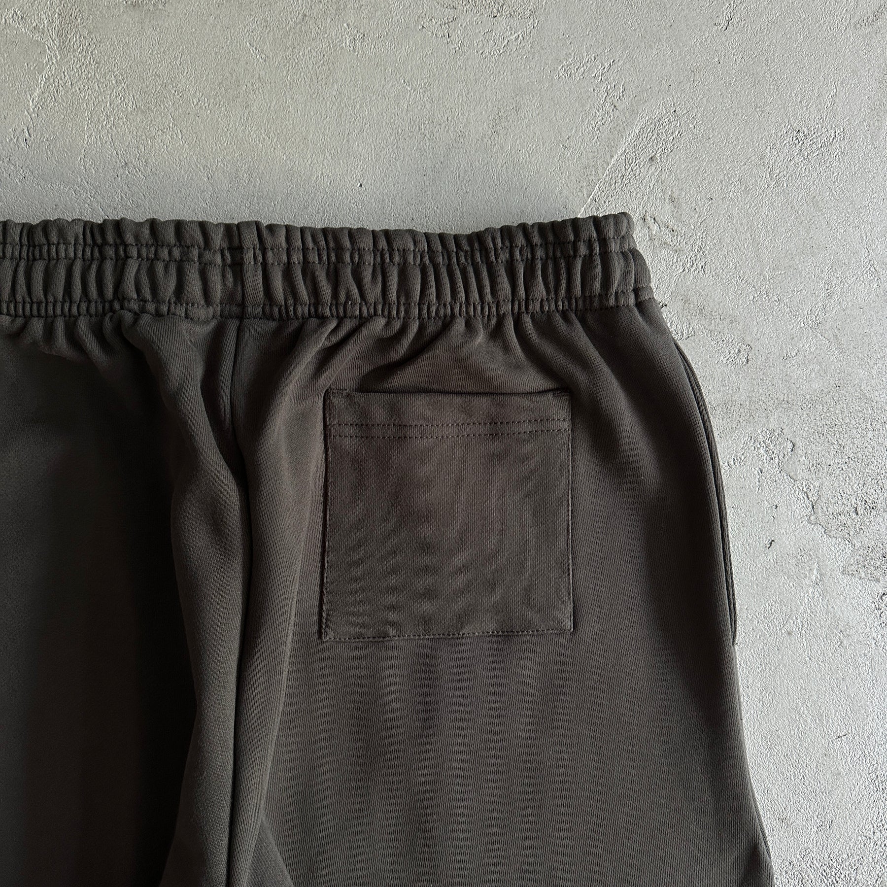 Calça Broken Planet “Basic Joggers”