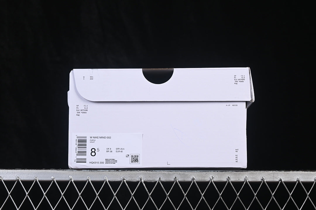 Nike mind 002 “Metallic Cool Grey”
