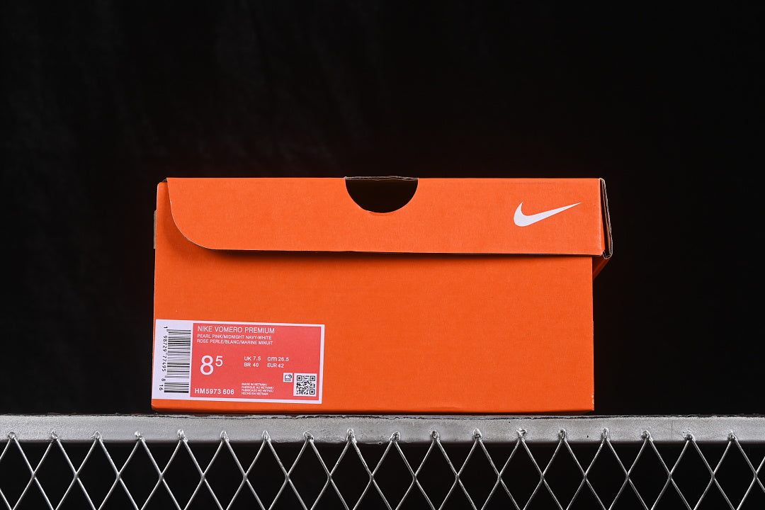 Nike Vomero “Premium Pearl Pink Midnight Navy”