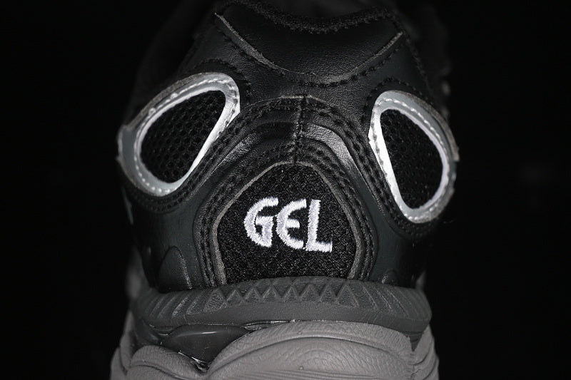 Asics Gel Nyc “Black Graphite Grey”