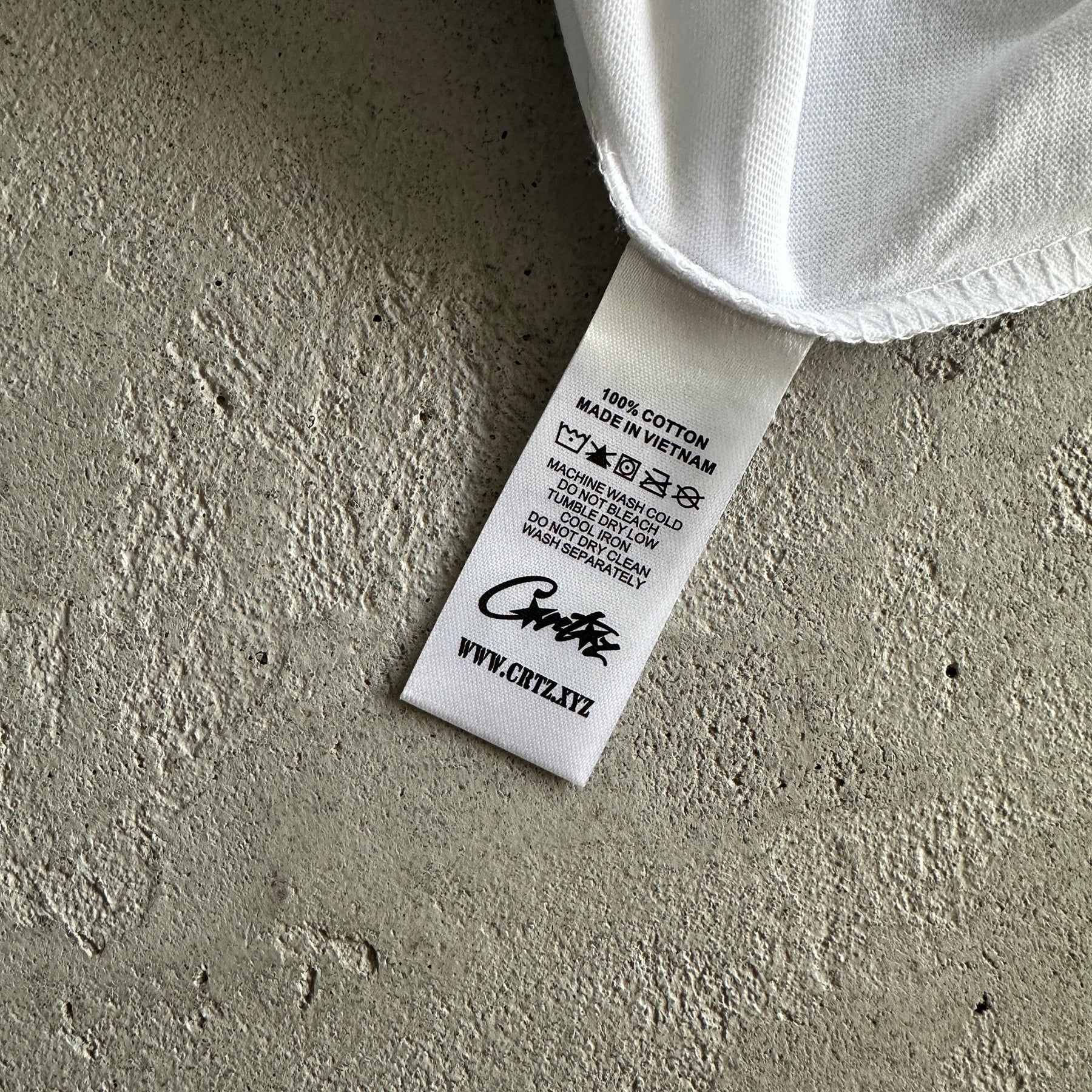 Camisa Corteiz ”Italia” ( Branca )