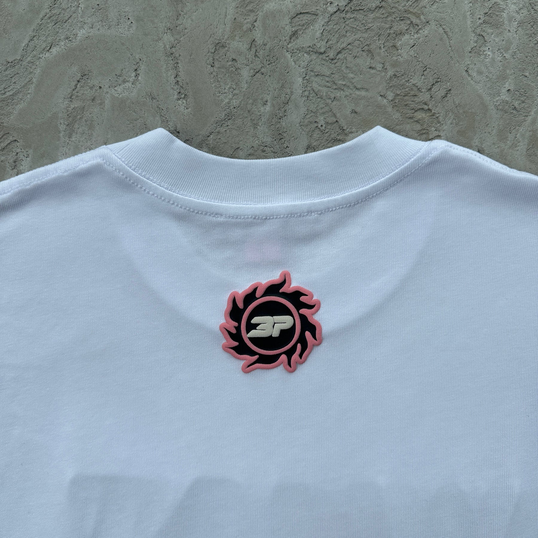 Camisa Broken Planet “What Now”