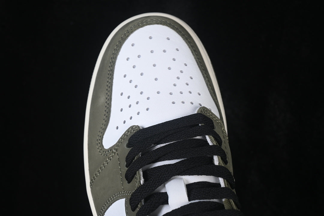 Air Jordan 1 Low "OG Olive”