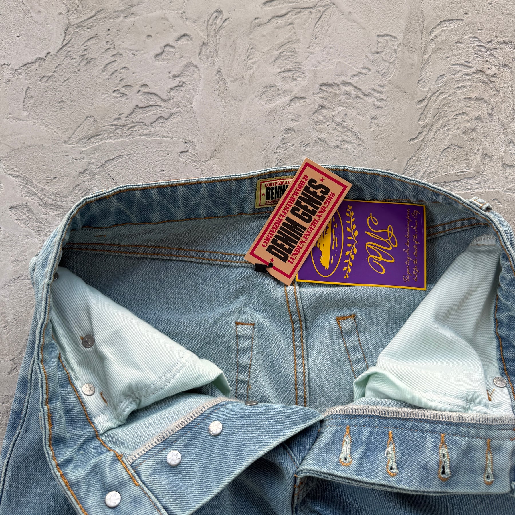 Calça Corteiz “Dual Stripe Baggy” ( Branca )