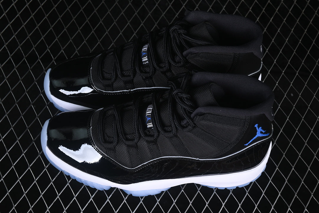 Air Jordan 11 “Space Jam”