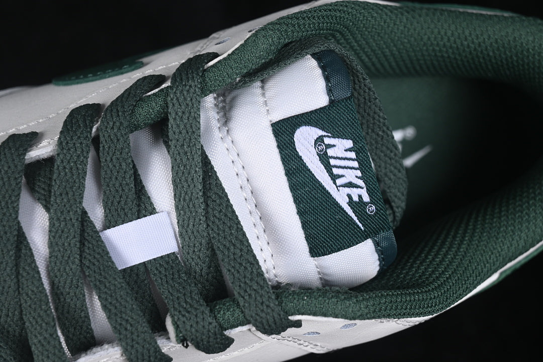 Dunk “Sail Fir”