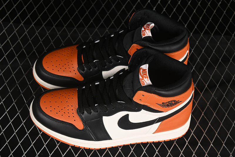 Jordan 1 High “Shattered Backboard”