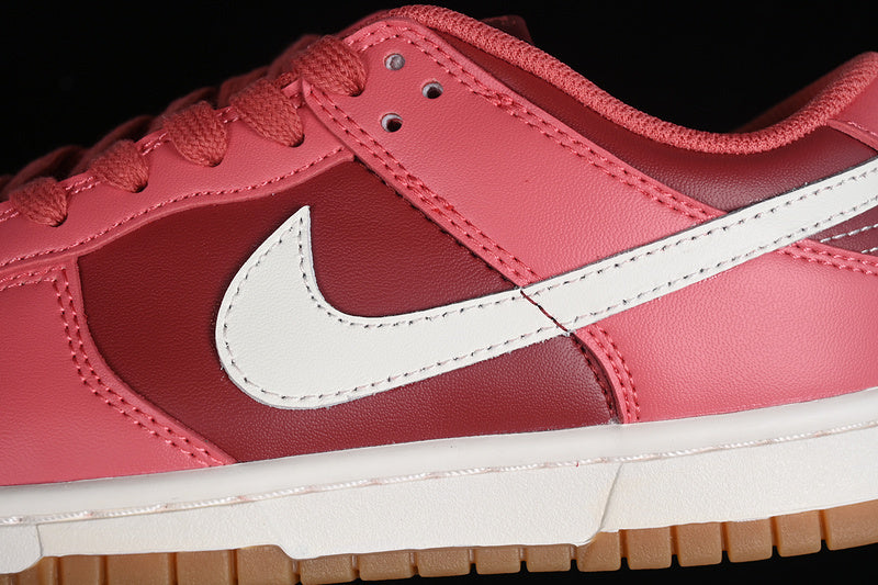 Dunk “Desert Berry”