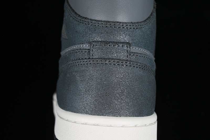 Air Jordan 1 High “Distressed Smoke Grey”