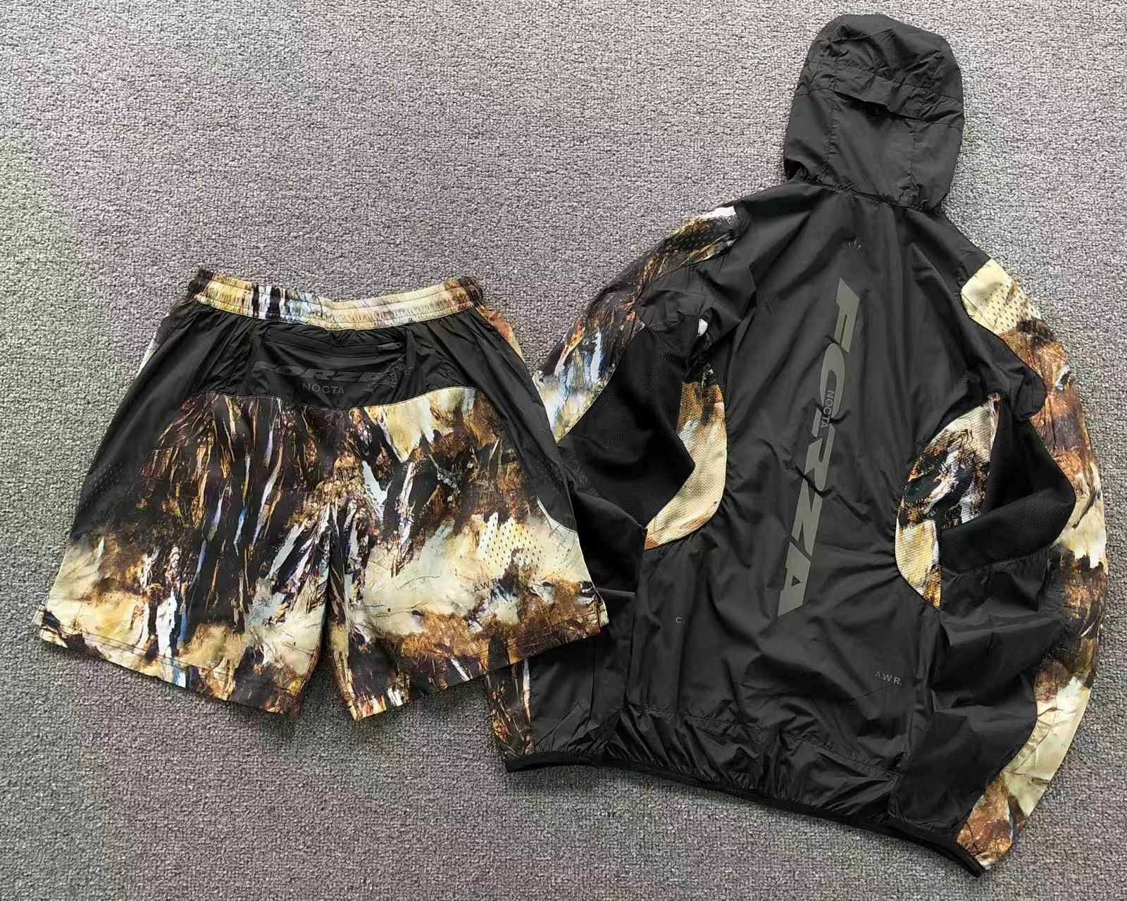 Conjunto Nocta x Nike “NRG AU Track Camo”