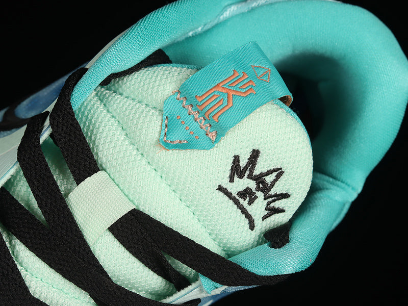 Nike Kyrie 5 “Community”