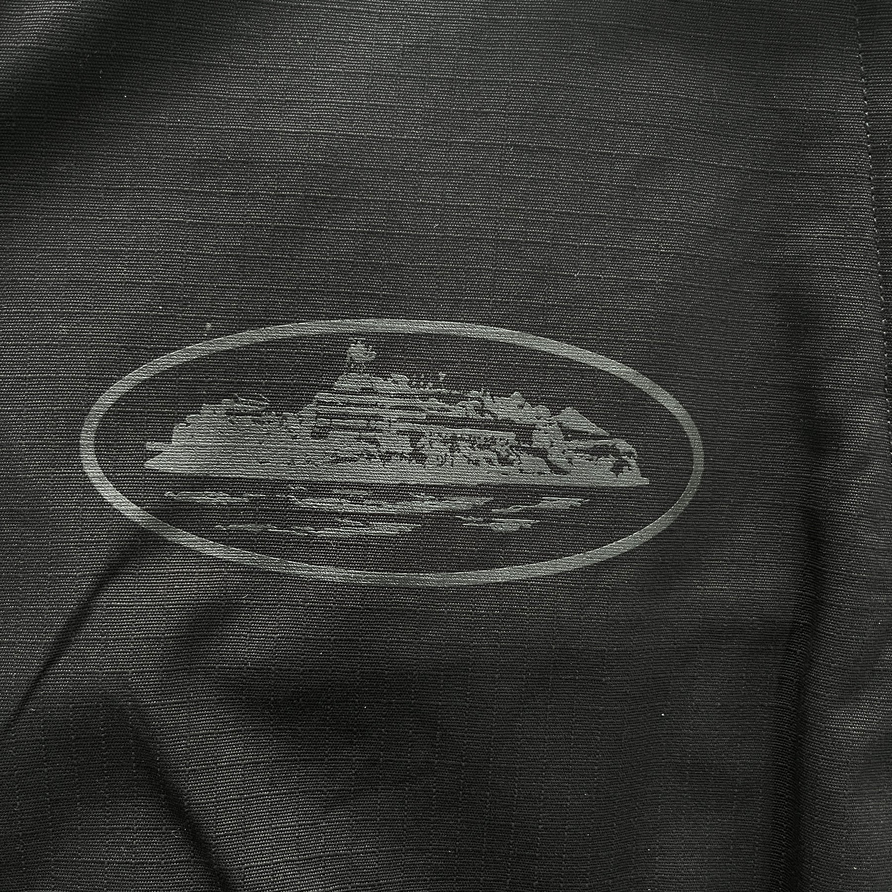 Jaqueta Corteiz “Triple Black”