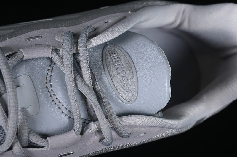 Air Max DN8 “Metallic Silver”