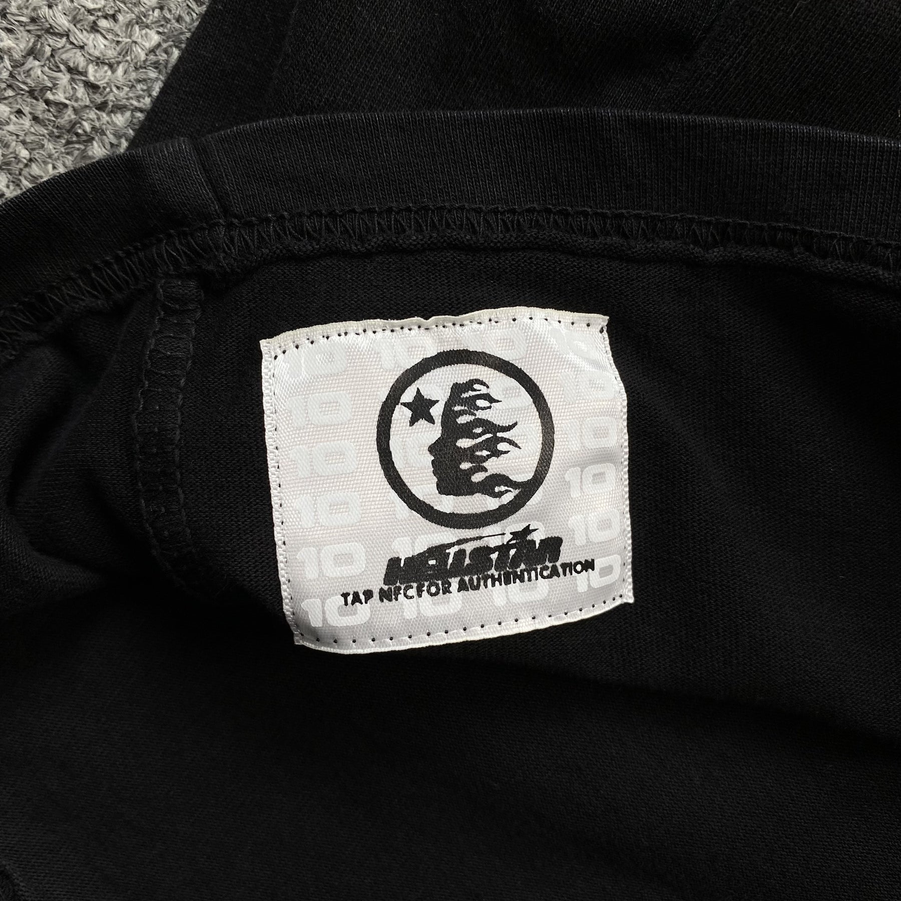 Camisa Hellstar “Reach Your Inner Peace”