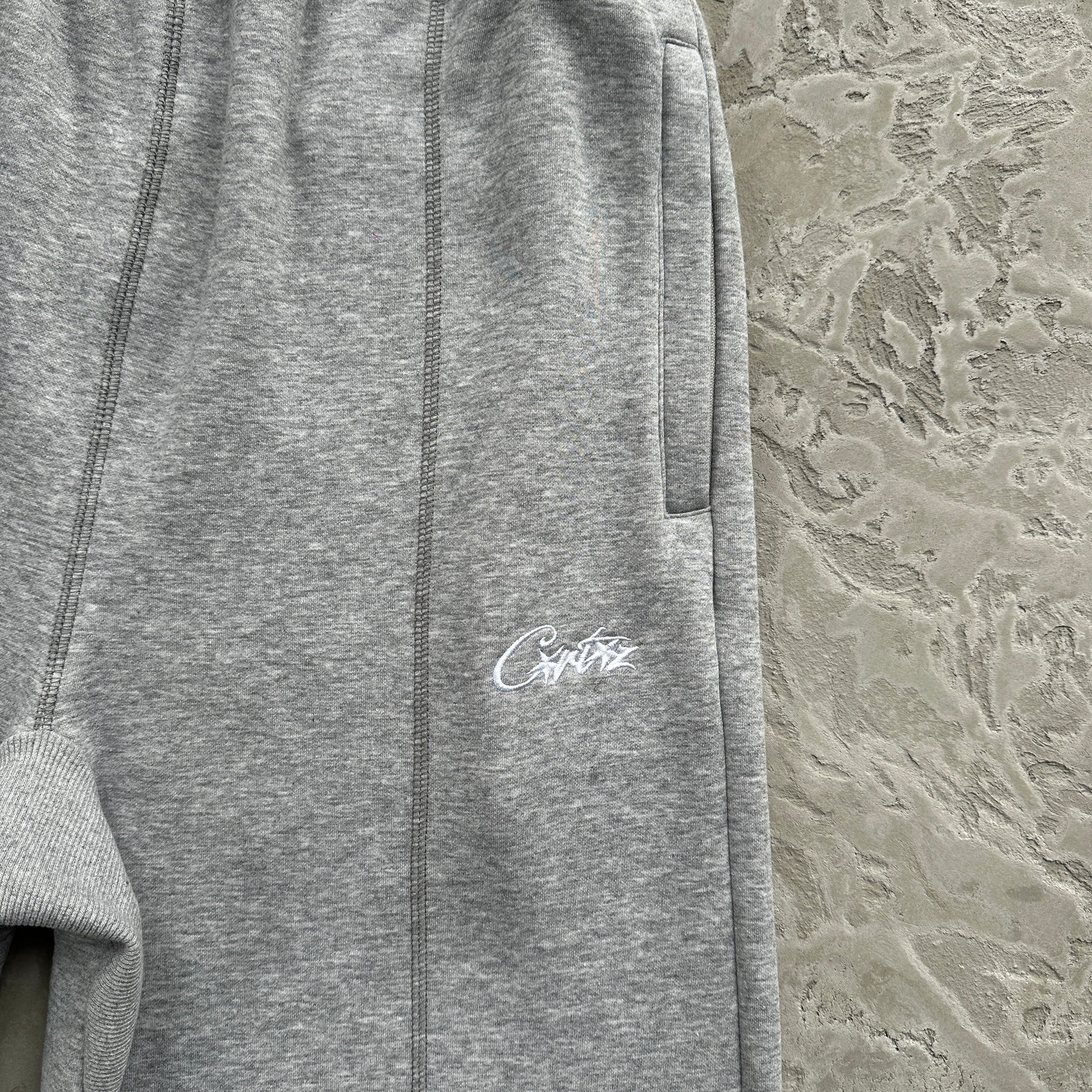 Shorts Corteiz “HMP Rawhem”