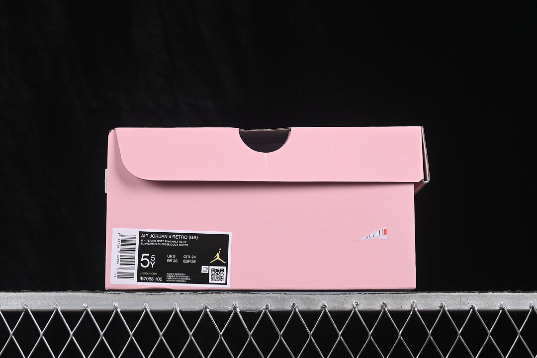 Air jordan 4 “Valentine's Day”