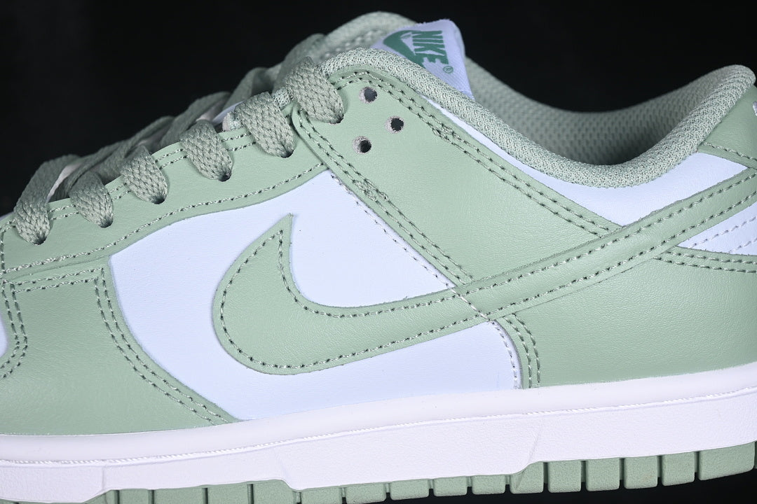 Dunk “Olive Aura”