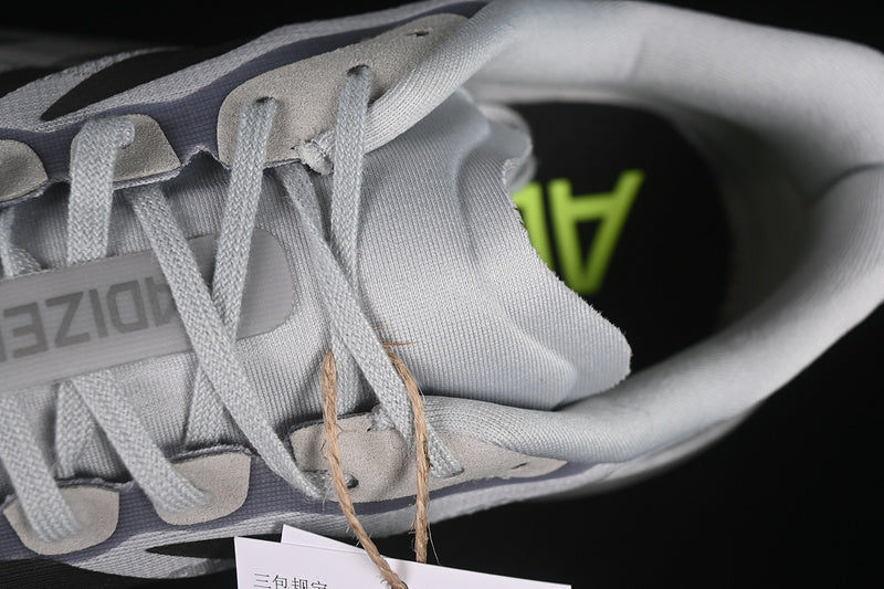 Adizero “Evo SL” ( Halo Silver )