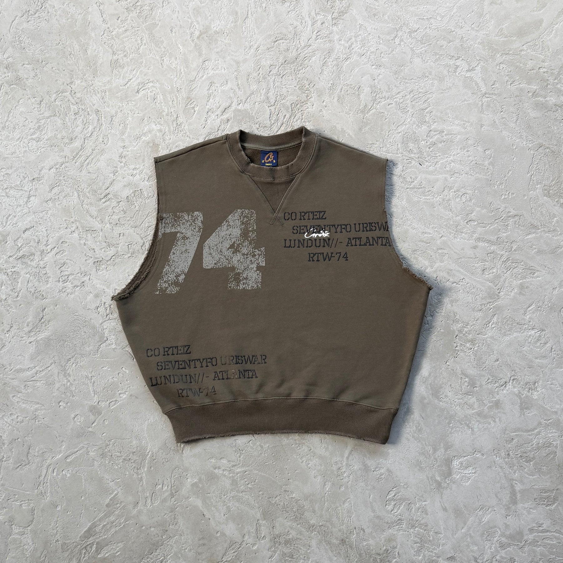 Conjunto Corteiz “74 & Cor Urban”