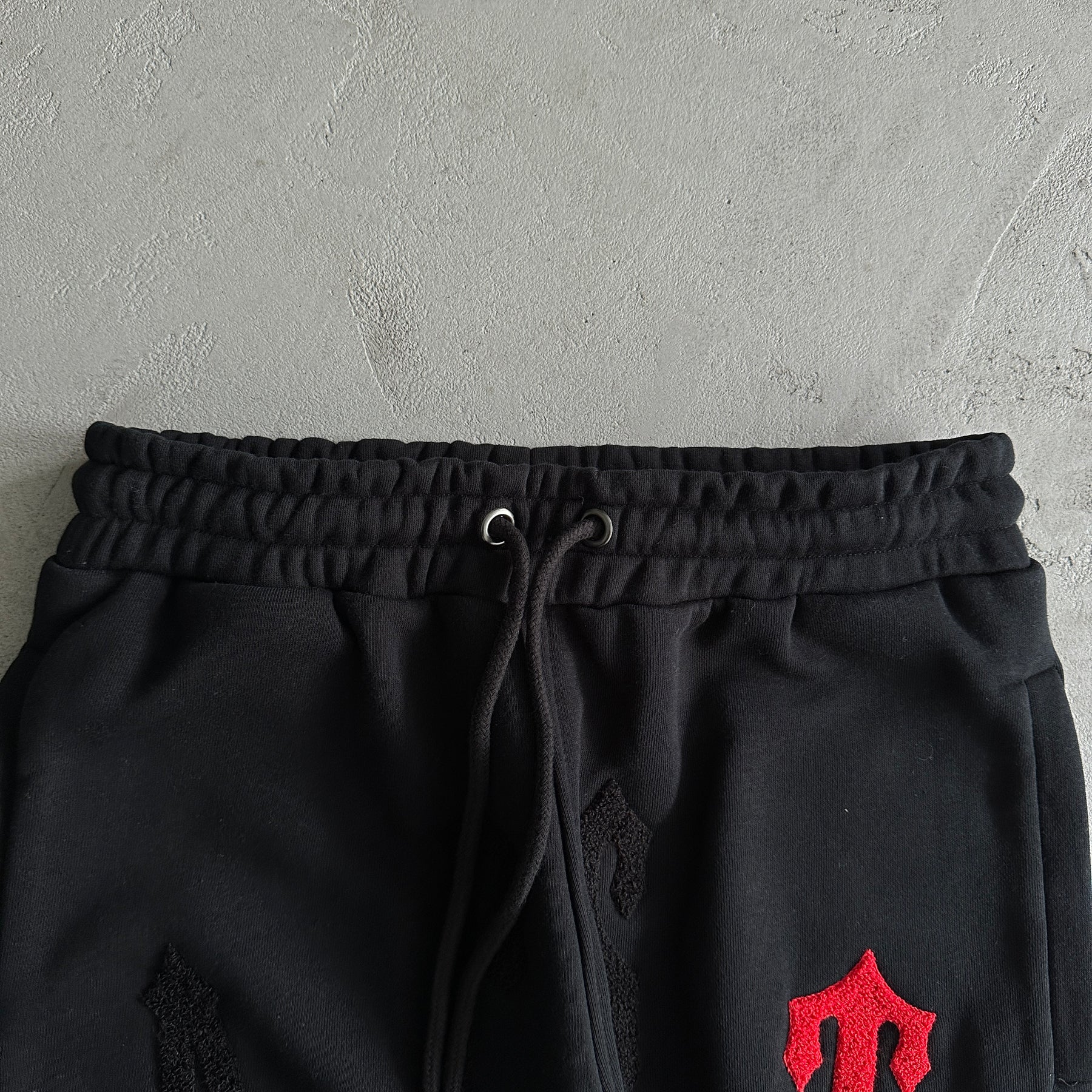 Conjunto Trapstar “Irogate Arch Chenille”