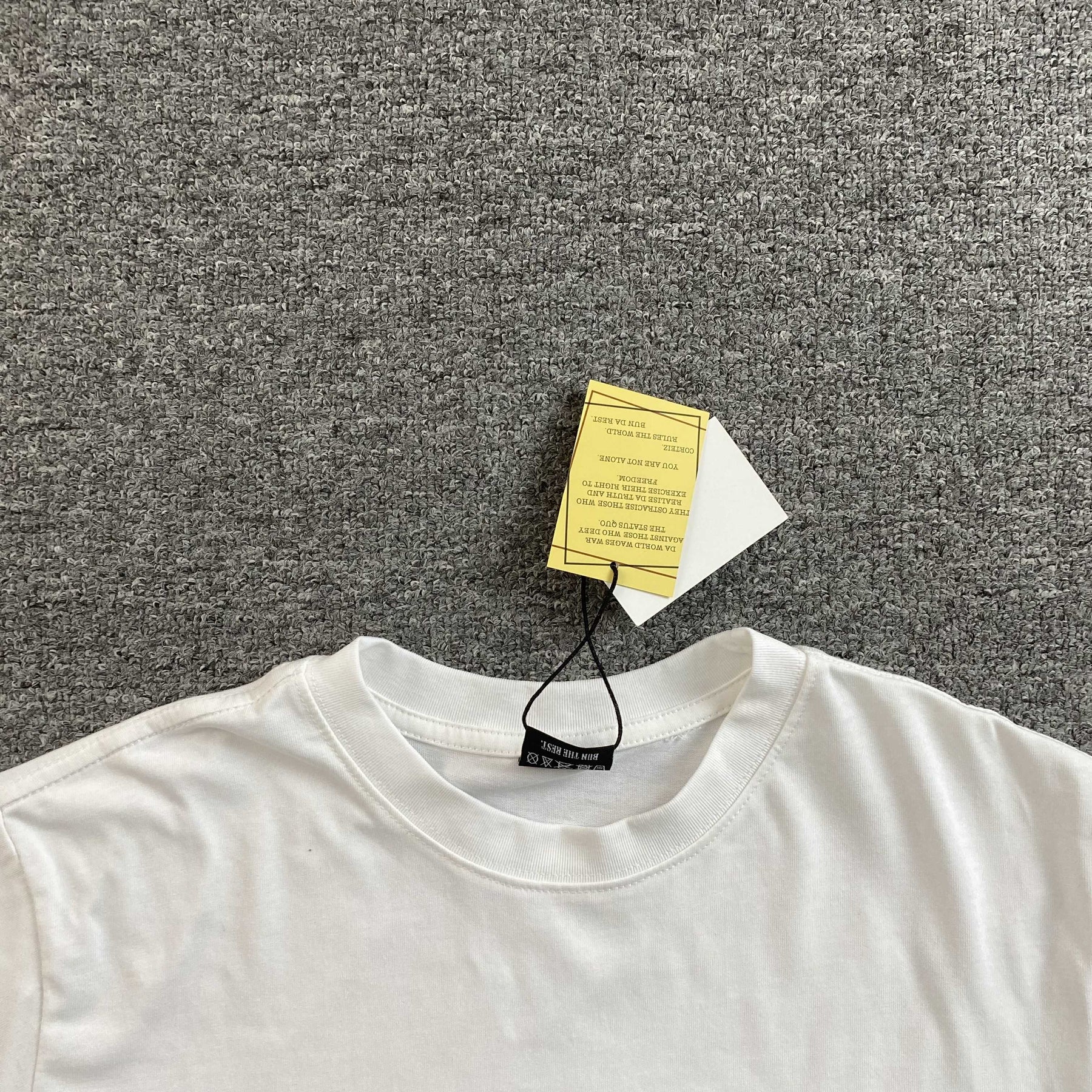Camisa Corteiz “Famous” ( Branca )