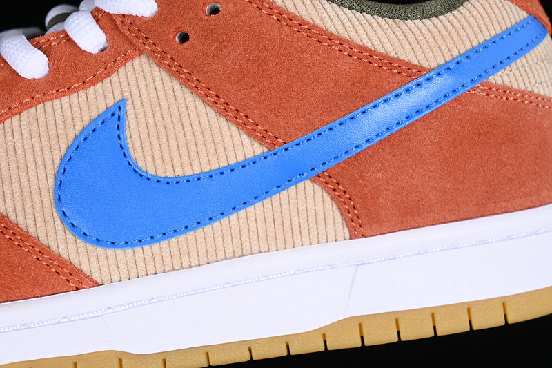 Dunk “Corduroy Dusty Peach”