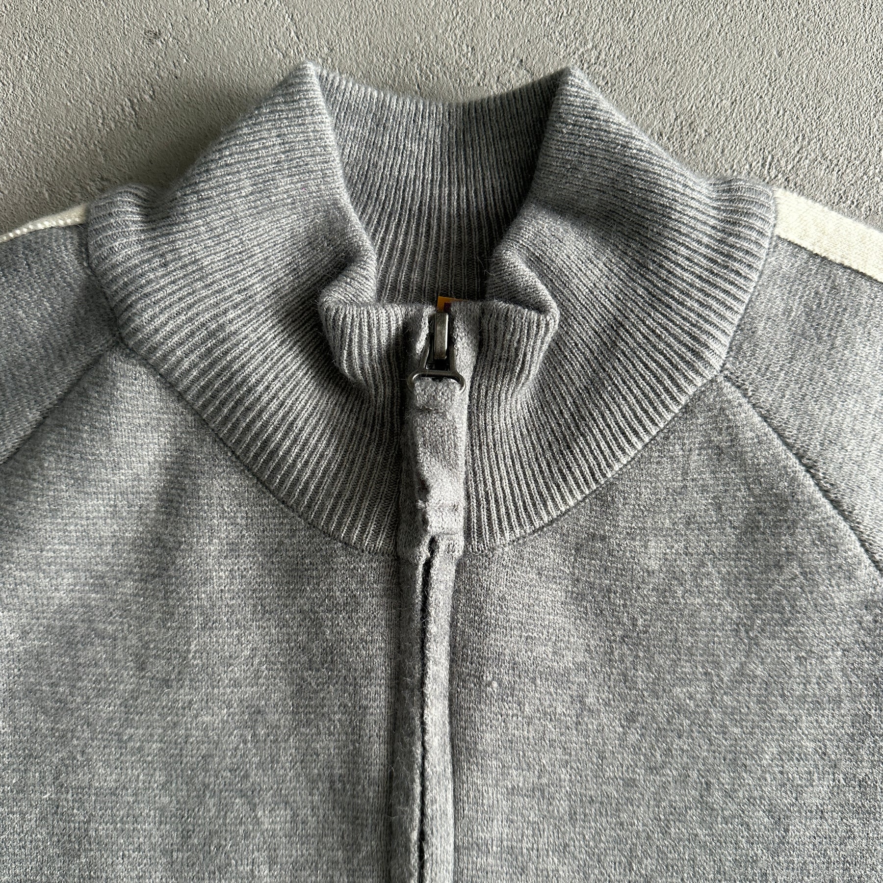 Sueter Corteiz “Knit Zip up” ( Cinza )