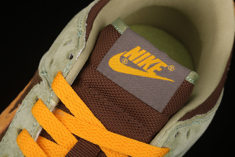 Dunk “Dusty Olive”