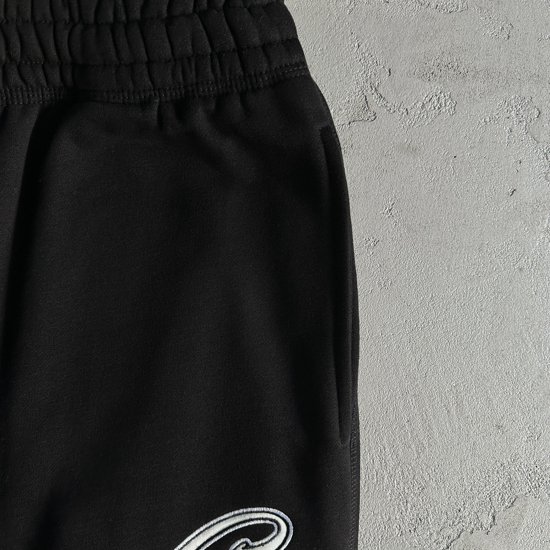 Conjunto Corteiz “Satin C-Star Applique” ( Preto )