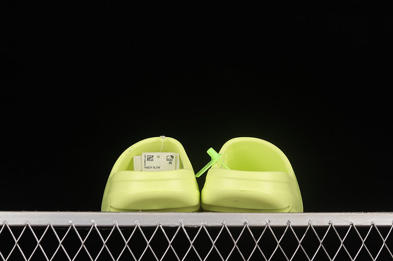 Yeezy Slide “Glow Green”