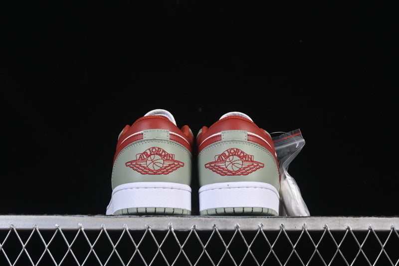 Air Jordan 1 Low "Jade Horizon"