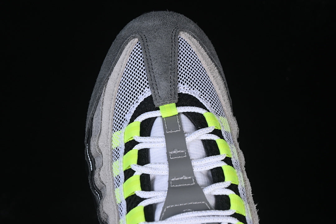 Air max 95 “Undefeated Geo”