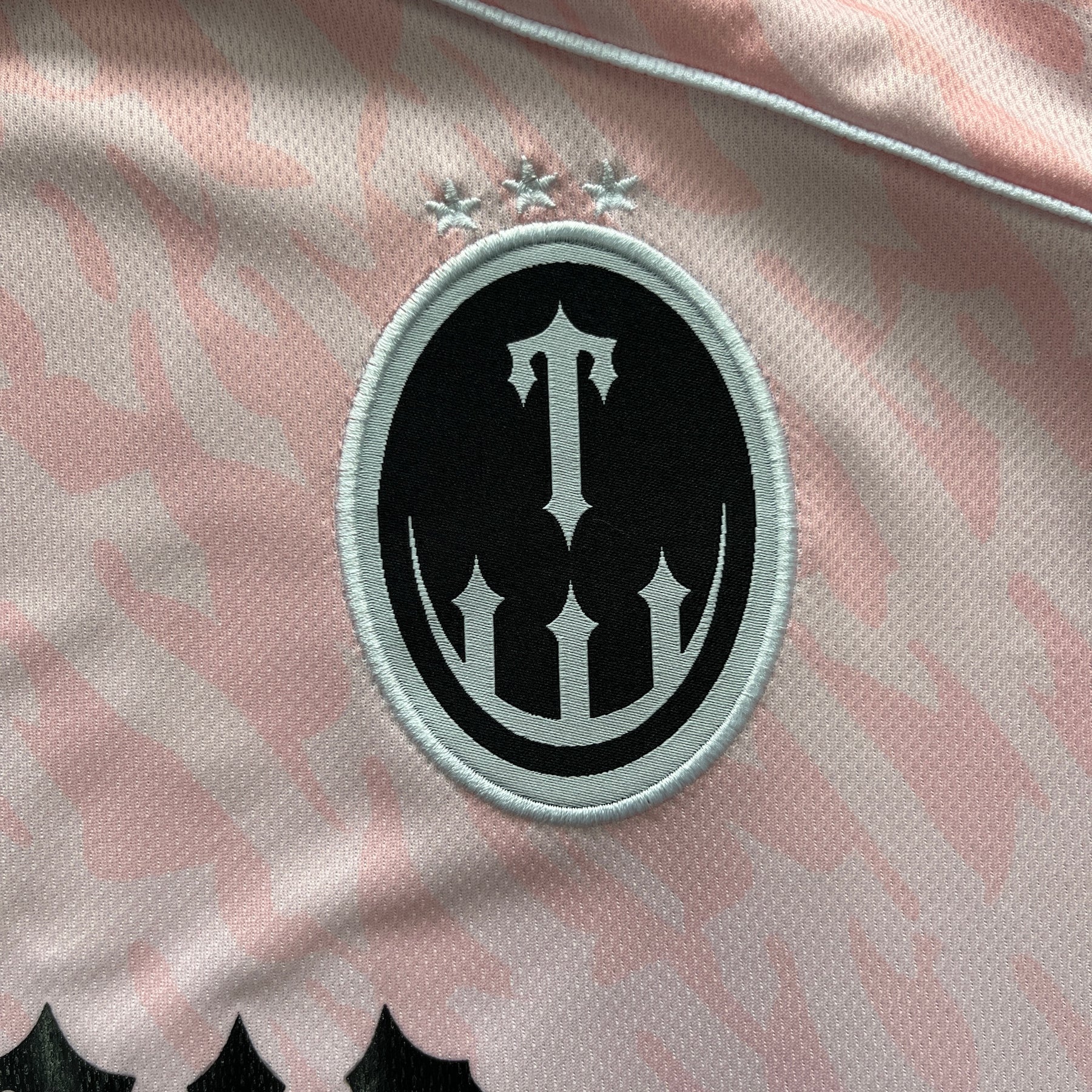 Camisa Trapstar “Football Jersey Rose”