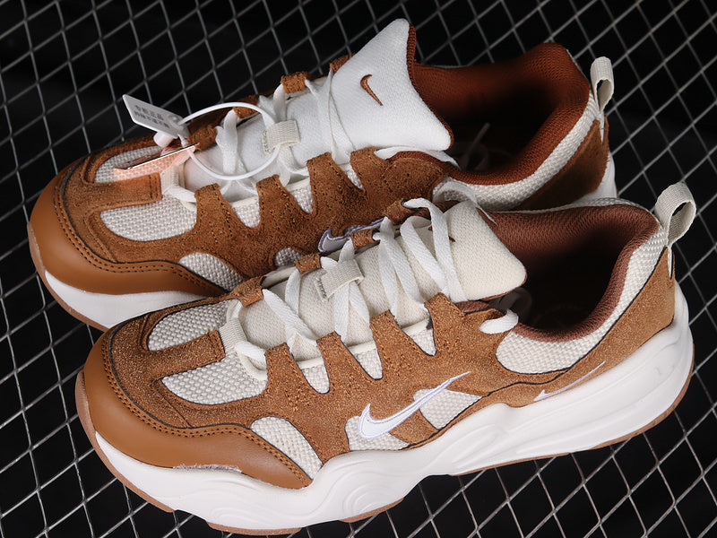 M2K Tekno “Cork White”