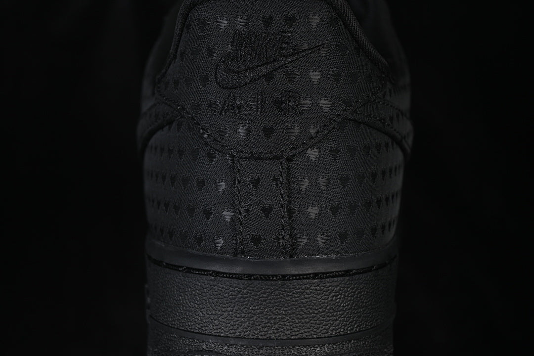 Air force 1 “Retro Valentine's Day Triple Black”