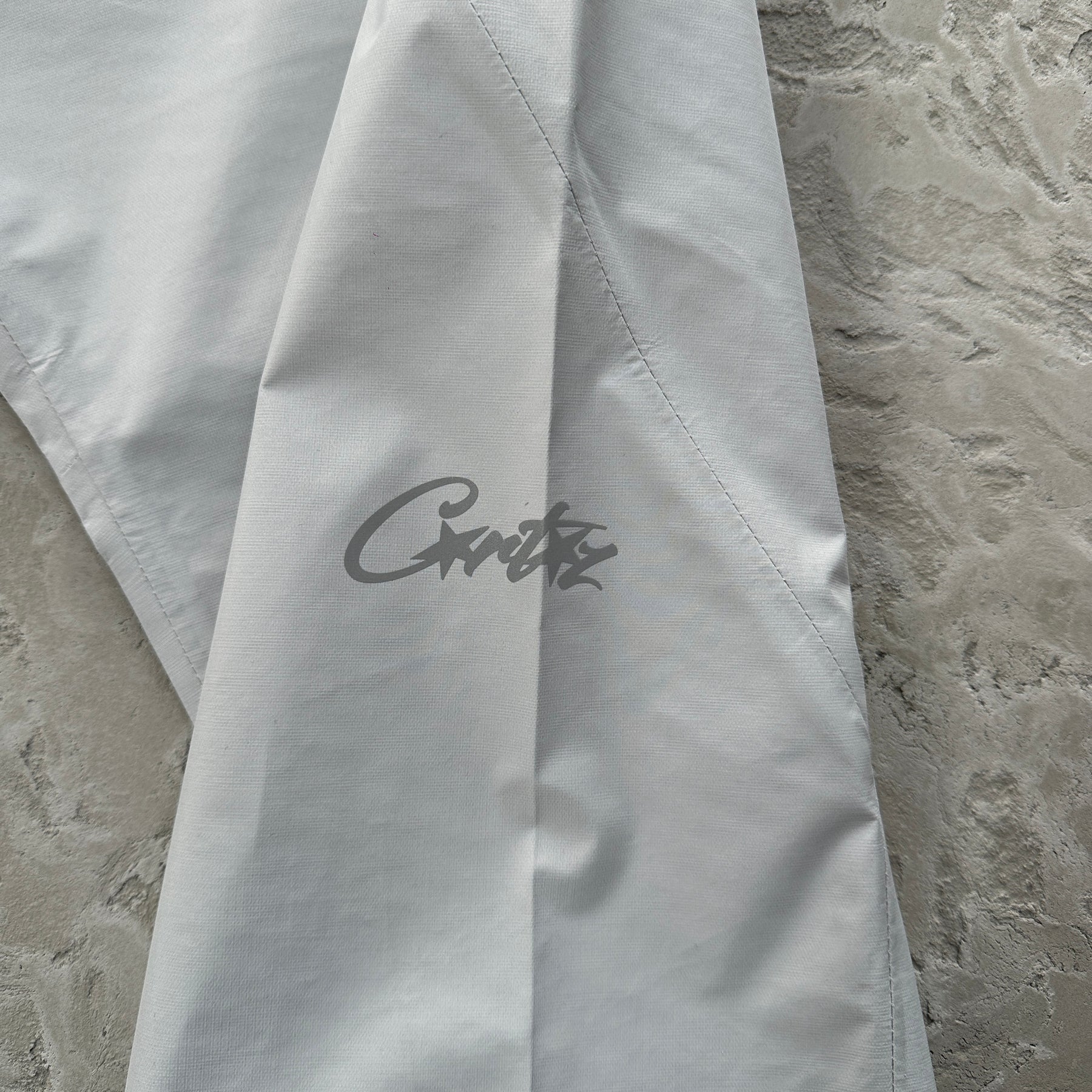 Calça Corteiz “Track White Pants”