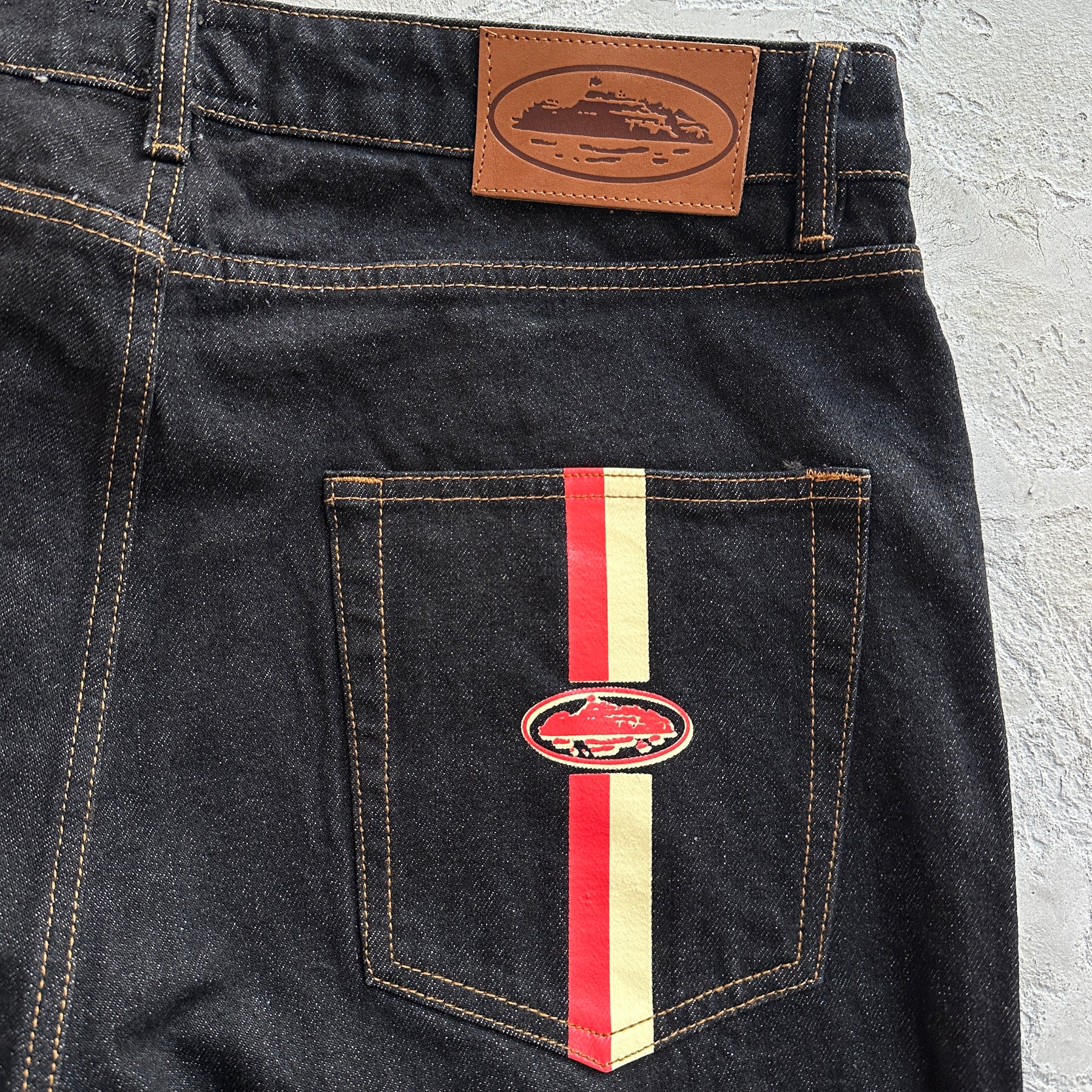 Calça Baggy Corteiz “Dual Stripe”