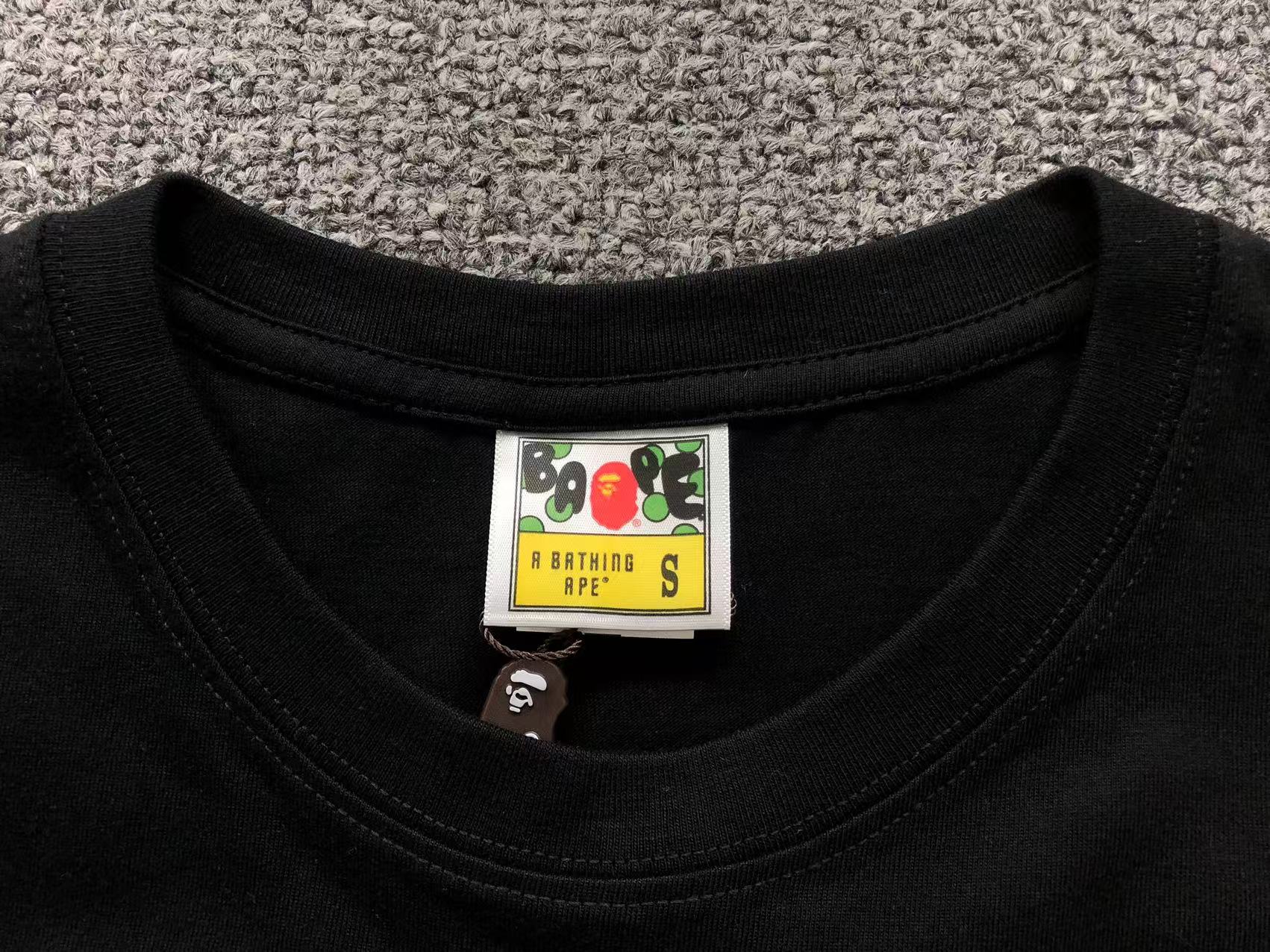 Camisa Bape x Coca-Cola “Coke Ape”