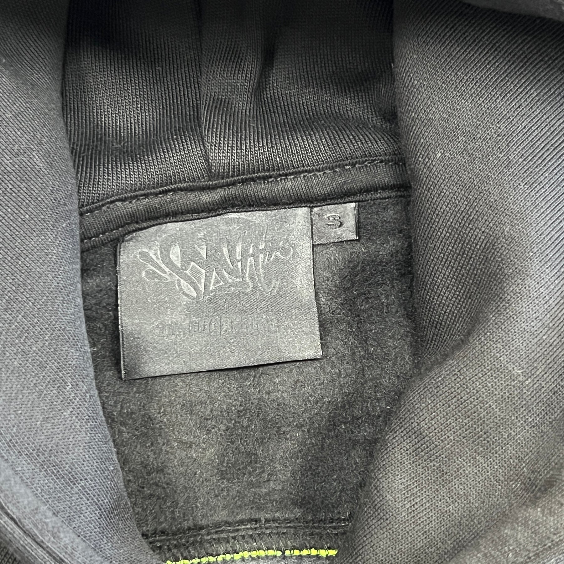 Conjunto Syna World “S-World” (Cinza e Preto)