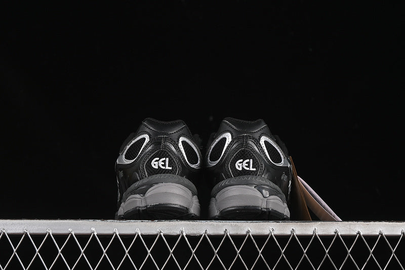 Asics Gel Nyc “Black Graphite Grey”