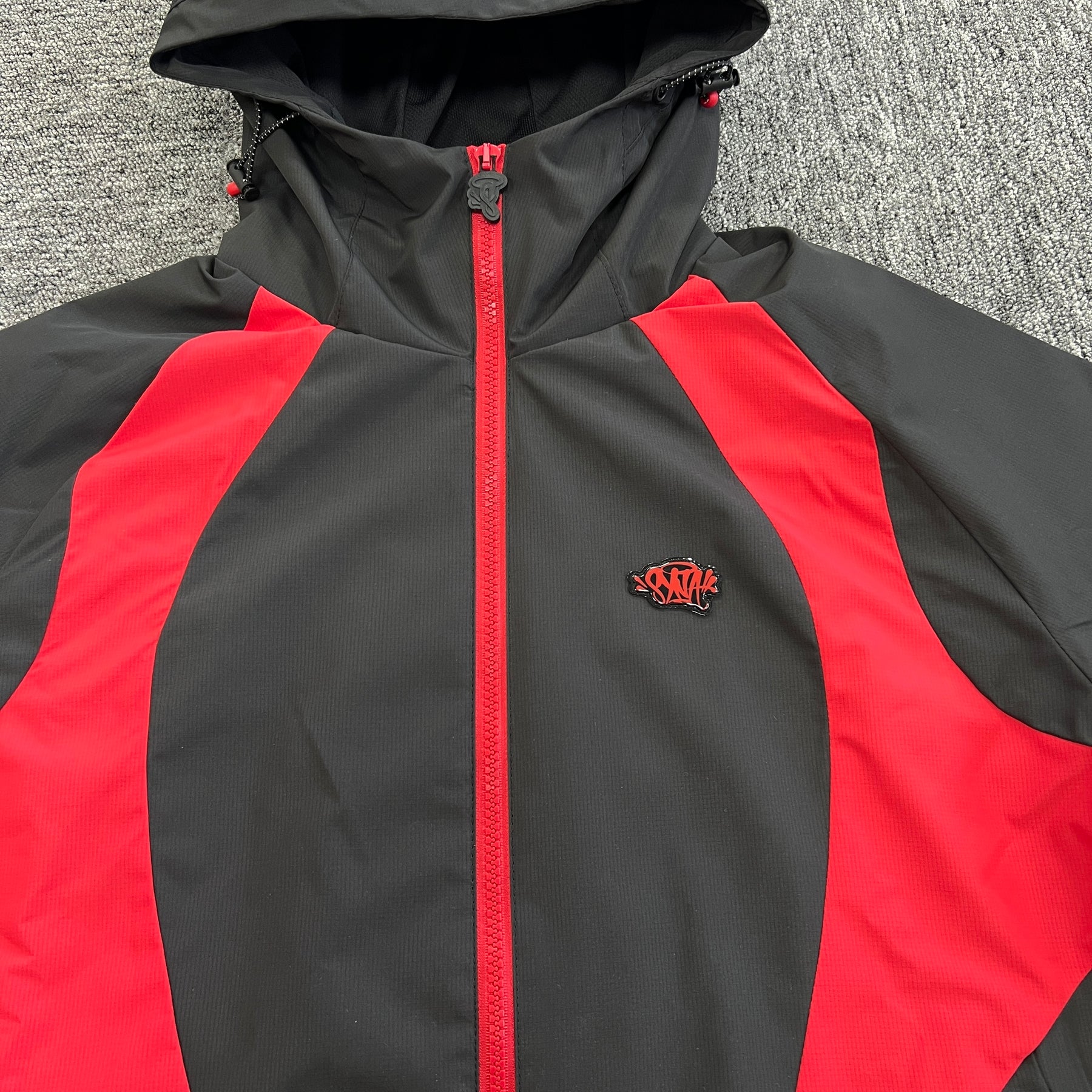 Conjunto Syna World “Vortex Track” ( Vermelho e preto)